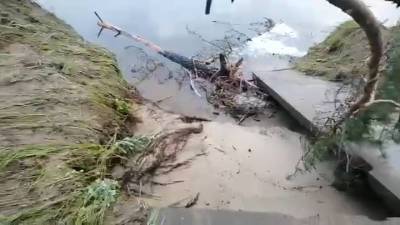 Житель Приамурья снял на видео последствия оползня - vesti.ru - Россия - Амурская обл. - Приамурья