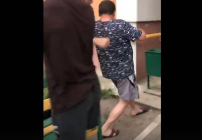 В Воронеже женщины не дали задержать полицейским подозреваемого в краже шуруповерта - gorcom36.ru - Воронеж