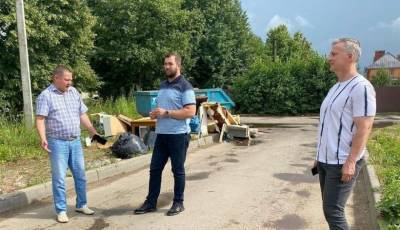 Чеховцев призывают к коллективной борьбе с «серыми» возчиками отходов - runews24.ru