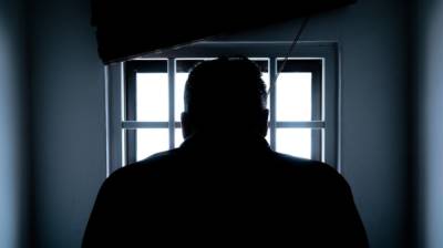 В Воронеже экс-сотрудник следственного изолятора обманул жену подозреваемого на 70 тысяч - vestivrn.ru - Воронеж - Воронежская обл.