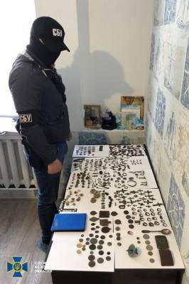 Контрабандисты Киевщины пытались переслать за границу уникальные культурные ценности - rupor.info - Украина - Русь