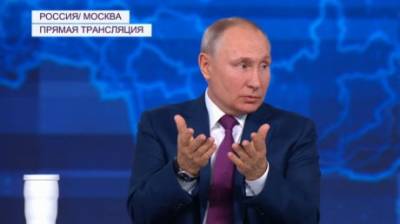 Владимир Путин - Путин назвал незаконным принуждение к вакцинации - penzainform.ru - Москва - Россия