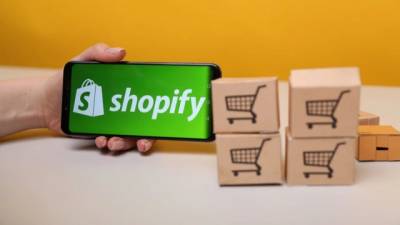 Shopify объявила о снижении сборов с размещающихся в магазинах приложений разработчиков - delovoe.tv