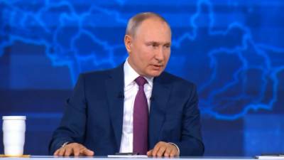 Владимир Путин - Путин назвал чушью домыслы о сговоре мировых лидеров по поводу пандемии - piter.tv - Россия
