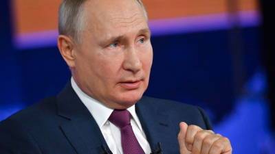Владимир Путин - Сергей Цивилев - Путин попросил отреагировать на запугивание обратившейся из Новокузнецка женщины - russian.rt.com - Россия - Кемеровская обл.