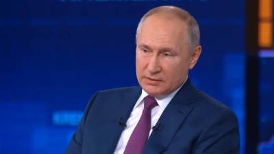 Владимир Путин - Борис Ельцин - Борис Николаевич Ельцин - Путин заявил, что Ельцин не "передавал ему власть" - piter.tv - Россия