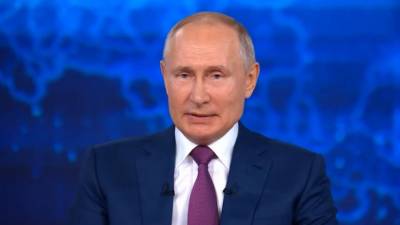 Владимир Путин - Путин призвал подумать о кадровых перестановках в сборных России по хоккею и футболу - piter.tv - Россия - Дания