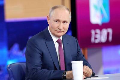 Владимир Путин - Путин назвал число умерших от COVID-19 депутатов Госдумы - lenta.ru - Россия