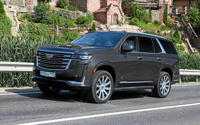 Автомобиль-квартира: 7 отличий самого большого Кадиллака - zr.ru