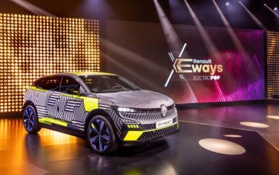 Группа Renault выпустит 10 новых аккумуляторных электромобилей к 2025 году - autostat.ru - Франция