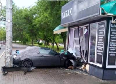 ВMW с ростовскими номерами на сумасшедшей скорости сбил пешехода, которого от удара разорвало на части - privet-rostov.ru - Астрахань - Астраханская обл.