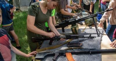 "Лазертаг и соревнования": В Полтавской области начались учебно-полевые сборы (фото) - focus.ua - Украина - Полтавская обл. - Полтава