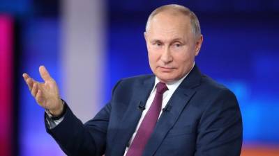 Владимир Путин - Николай Иванов - Три часа 42 минуты. 68 вопросов: о чем россияне спрашивали Путина на Прямой линии - 5-tv.ru - Россия