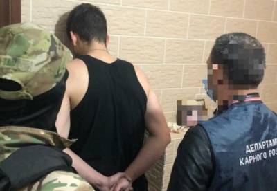 Задержаны мошенники, которые завладели более 17 млн грн - facenews.ua - Киев - Киевская обл. - Одесская обл.