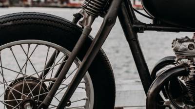В Воронежской области мотоциклист на Honda влетел под грузовик - vestivrn.ru - Саратов - Воронежская обл. - Курск