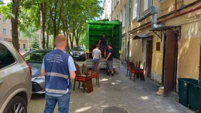 На Гороховой незаконное кафе выселили из здания нежилого фонда - piter.tv - Санкт-Петербург