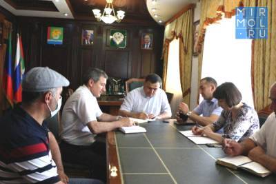 Глава Магарамкентского района провел прием граждан по личным вопросам - mirmol.ru - район Магарамкентский