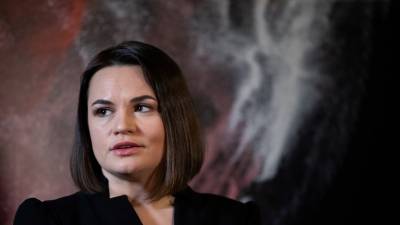 Александр Лукашенко - Светлана Тихановская - Тихановская призвала США, Британию и ЕС совместно оказать давление на Лукашенко - golos-ameriki.ru - Англия - Варшава