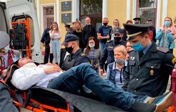 Степан Латыпов - Бывший тюремный врач: Латыпова нельзя было отправлять из больницы в СИЗО - charter97.org - Минск