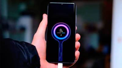 Xiaomi представила 200-ваттную проводную и 120-ваттную беспроводную зарядки - bin.ua - Украина