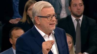 Дмитрий Куликов - Антон Силуанов - Политолог назвал "знаковым решением" отказ Правительства РФ от доллара - smartmoney.one