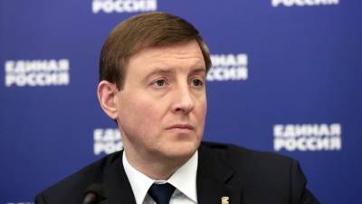 Дмитрий Медведев - Андрей Турчак - Турчак прокомментировал сообщения о взломе аккаунтов госуслуг для праймериз ЕР - russian.rt.com