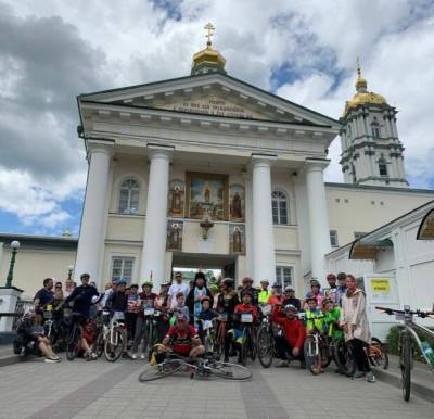 Велопаломництво Київ - Почаїв: Віруючі УПЦ подолали 450 км з молитвою за Україну - ukrainianwall.com - Україна - місто Київ