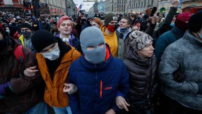 Дмитрий Песков - Олег Дерипаска - В Кремле пояснили, в каком случае оппозиция не мешает России - vesti.ru