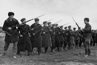 Штыковые атаки Красной Армии: что так пугало немцев - russian7.ru