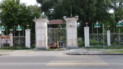 Угрожающие воронежцам старинные колоны снесут и построят заново - vestivrn.ru - Воронеж