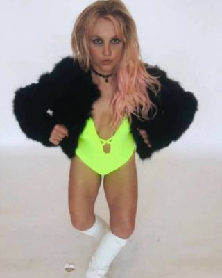 Бритни Спирс - Бритни Спирс удивила подписчиков новым видео, на этот раз это не ее танцы в топе и шортах! - skuke.net