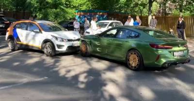 Михаил Литвин - Блогер - "Ты кто такой? У меня тачка за 15 млн": Скандальный блогер Литвин снова разбил дорогую иномарку - reendex.ru - Москва
