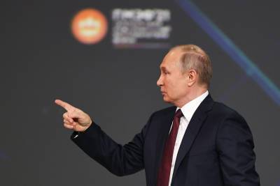 Владимир Путин - Путин ответил на обвинения в причастности России к кибератакам на США - tvc.ru
