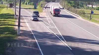 На Зеленогорском шоссе произошло ДТП с участием трёх автомобилей - piter.tv - Зеленогорск