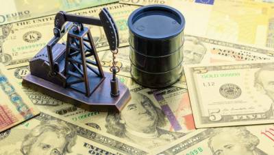 Владимир Путин - Александр Новак - Антон Силуанов - Россия думает об отказе от нефтяных расчетов в долларах - anna-news.info - Россия - США