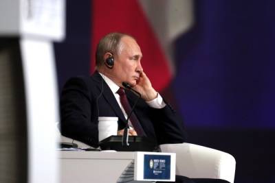 Владимир Путин - Дмитрий Песков - Майкл Калви - Песков: дело Калви на ПМЭФ не обсуждали - mk.ru - Москва