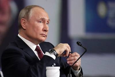 Владимир Путин - Путин выступил за продолжение диалога с Японией по мирному договору - lenta.ru - Москва - Токио - Япония