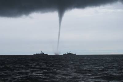 Роман Вильфанд - Сезон смерчей в Черном море начался на три месяца раньше обычного - mk.ru