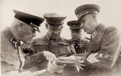 Как Сталин наказал командующих фронтами после нападения Гитлера - russian7.ru