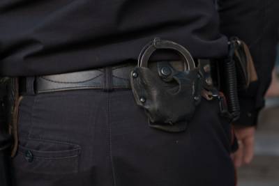 В Сибири народного участкового поймали на краже зубной щетки - mk.ru - Красноярский край - Ачинск