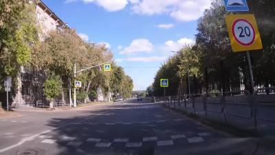 Водіям заново доведеться вчити ПДР: в Україні змінюють дорожні знаки, розмітку і показники - всі нововведення - ukrainianwall.com - Украина