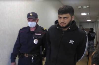 Александр Гусев - Векил Абдуллаев - В Новосибирске суд арестовал на 2 месяца напавших на полицейских при задержании - runews24.ru - Новосибирск