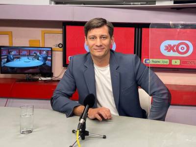 Владимир Путин - Дмитрий Гудков - Мое задержание – черная метка. Пойдешь в Думу – посадим и тебя, и тетю - gordonua.com - Россия