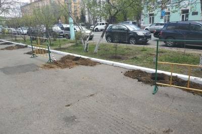 Мэрия Читы не смогла назвать автора идеи установки аллеи почётных граждан на улице Ленина - chita.ru - Забайкальский край - Чита