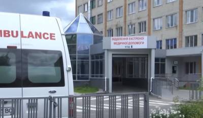 "Встал и расплакался": 3-летний Матвей рухнул с пятого этажа, что известно о семье и как себя чувствует малыш - politeka.net