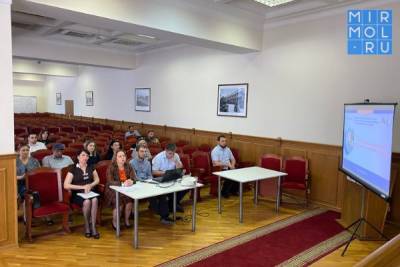 Бизнесменам Махачкалы предложили выгодное трудоустройство безработных граждан - mirmol.ru - Махачкала - респ. Дагестан