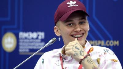 Богдан Милохин - Милохин за экологию: тиктокер стал звездой акции Молодежного форума на ПМЭФ-2021 - 5-tv.ru - Санкт-Петербург - Экология