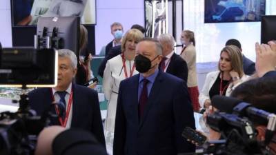 На ПМЭФ-2021 представили перспективный проект намывных территорий "Залив островов" - delovoe.tv - Пмэф