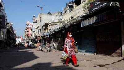Индийские города Дели и Мумбаи смягчают ограничения на фоне снижения числа случаев COVID-19 - unn.com.ua - Киев - Индия - Дели - Мумбаи