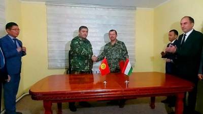 Камчыбек Ташиев - Таджикистан и Кыргызстан договорились об отводе войск с границы - dialog.tj - Киргизия - Таджикистан